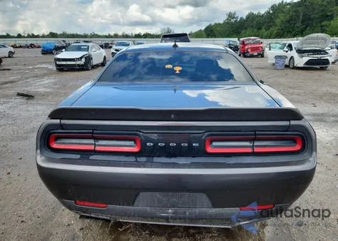 2016 Dodge Challenger R/T z USA, uszkodzony, nr VIN 2C3CDZBT2GH201907